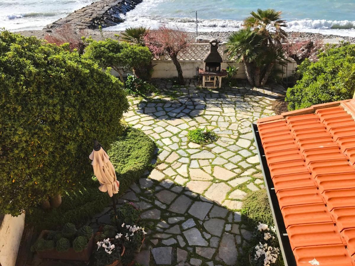 Il Giardino Sul Mare B&B Riva Ligure Exterior foto